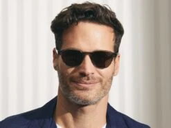 ARTHUR SUN 26 ARTHUR SUN -Fashion Optical Shop arthur sun model pos 3