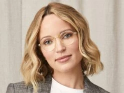 BLUMA -Fashion Optical Shop bluma model pos 3