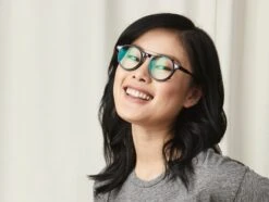 CLIPZEN W/ BLUE LIGHT FILTER -Fashion Optical Shop dr clipzen model pos 1