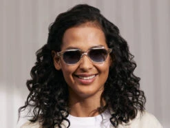 GOOLAH SUN -Fashion Optical Shop goolah sun crystal model pos 3