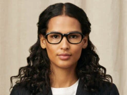 MESHUG 32 MESHUG -Fashion Optical Shop meshug black model pos 7