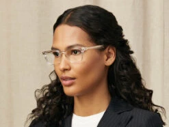 MOBBLE -Fashion Optical Shop mobble crystal model pos 4