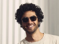 SCHLEP CLIP -Fashion Optical Shop schlep clip model pos 1 73176477 5739 4540 869f f76c2d67b33c