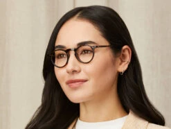 TUCHUS -Fashion Optical Shop tuchus model pos 8