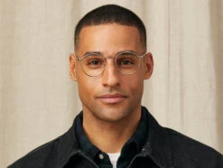 ZEV-TT SE 14 ZEV-TT SE -Fashion Optical Shop zev t model pos 3