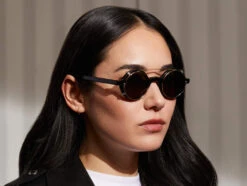 ZOLMAN CLIP -Fashion Optical Shop zolman clip model pos 2